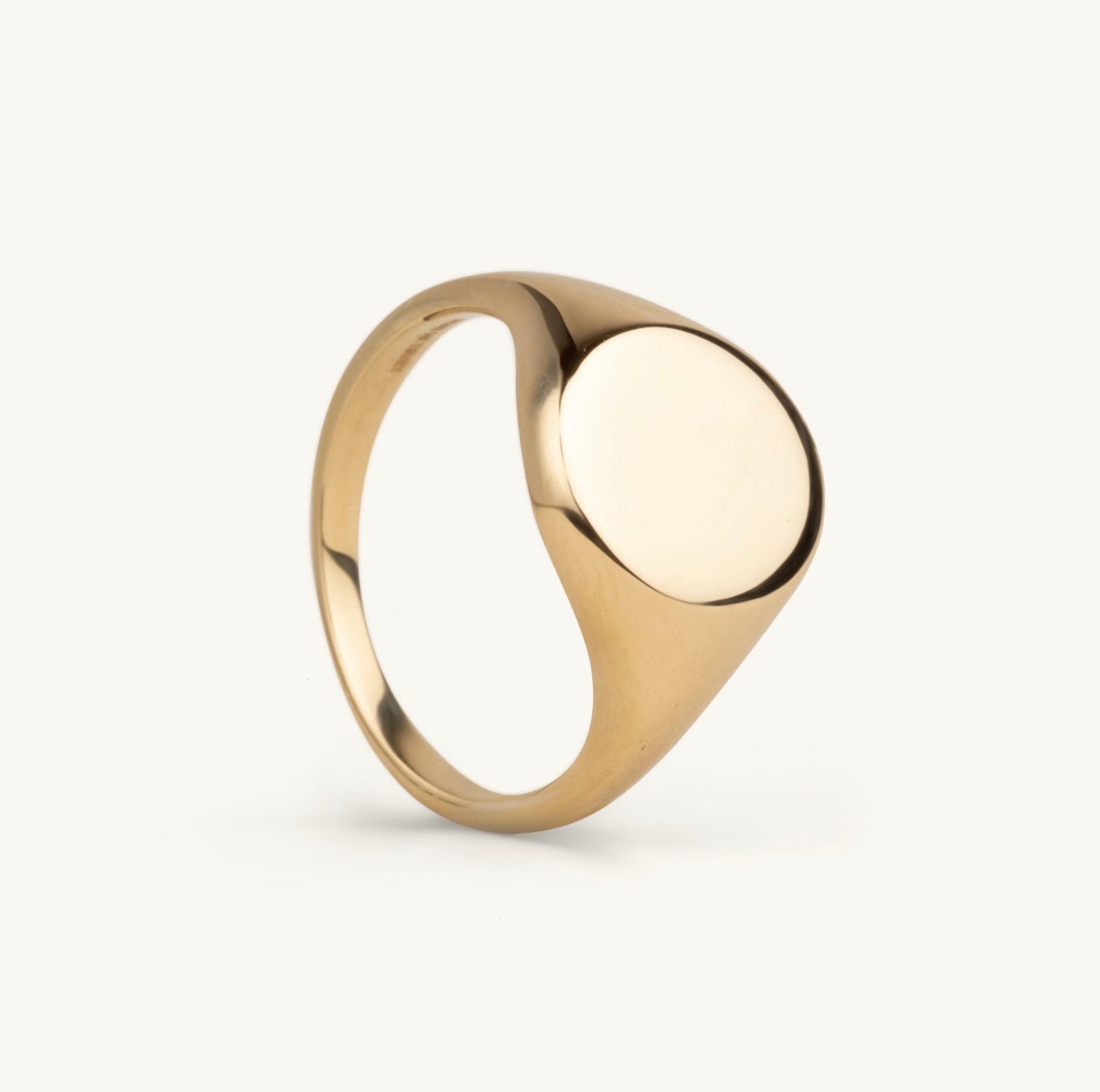 Mini Oval Signet Ring