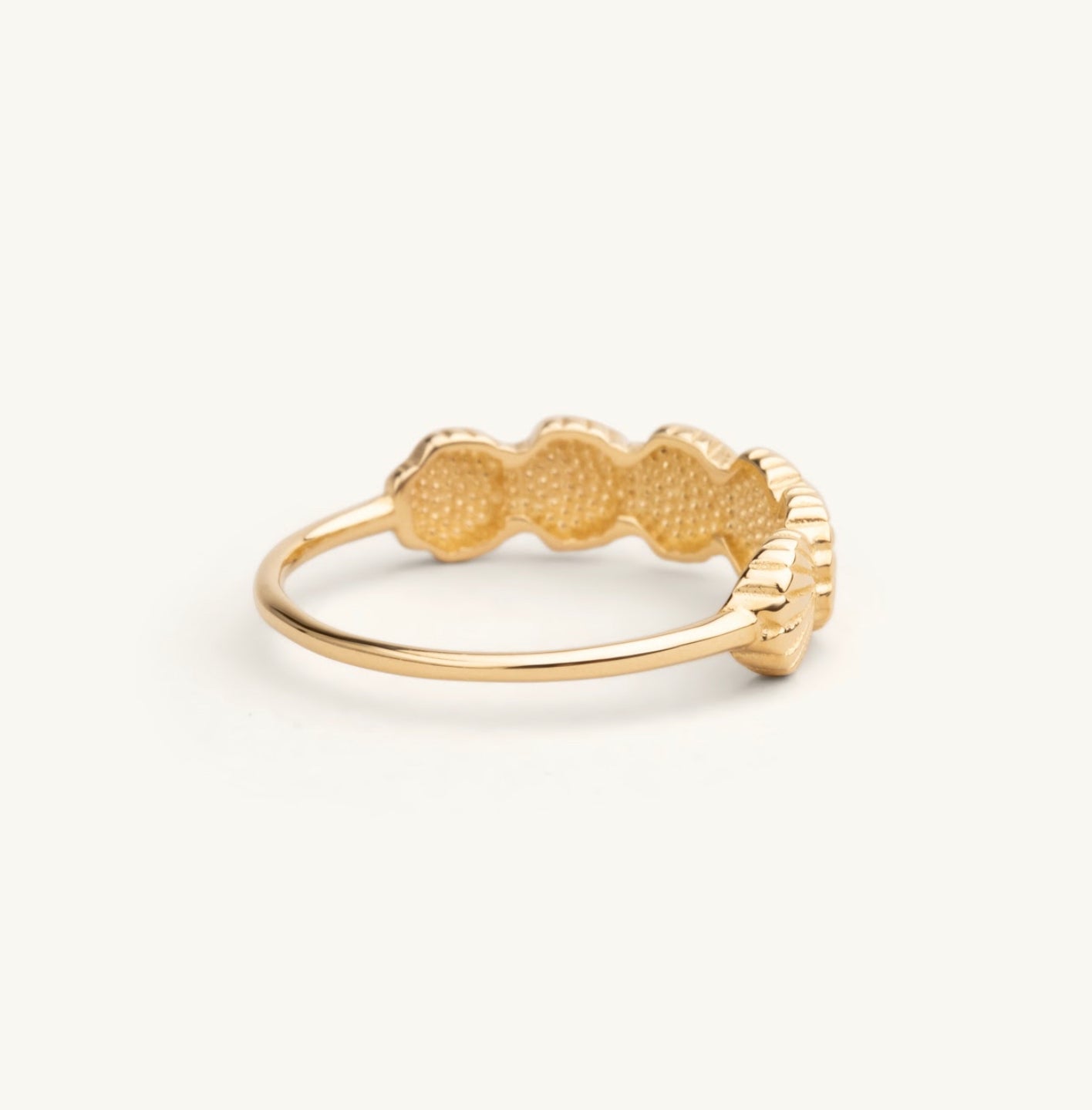 14KT Yellow Gold Scalloped Seashell Ring